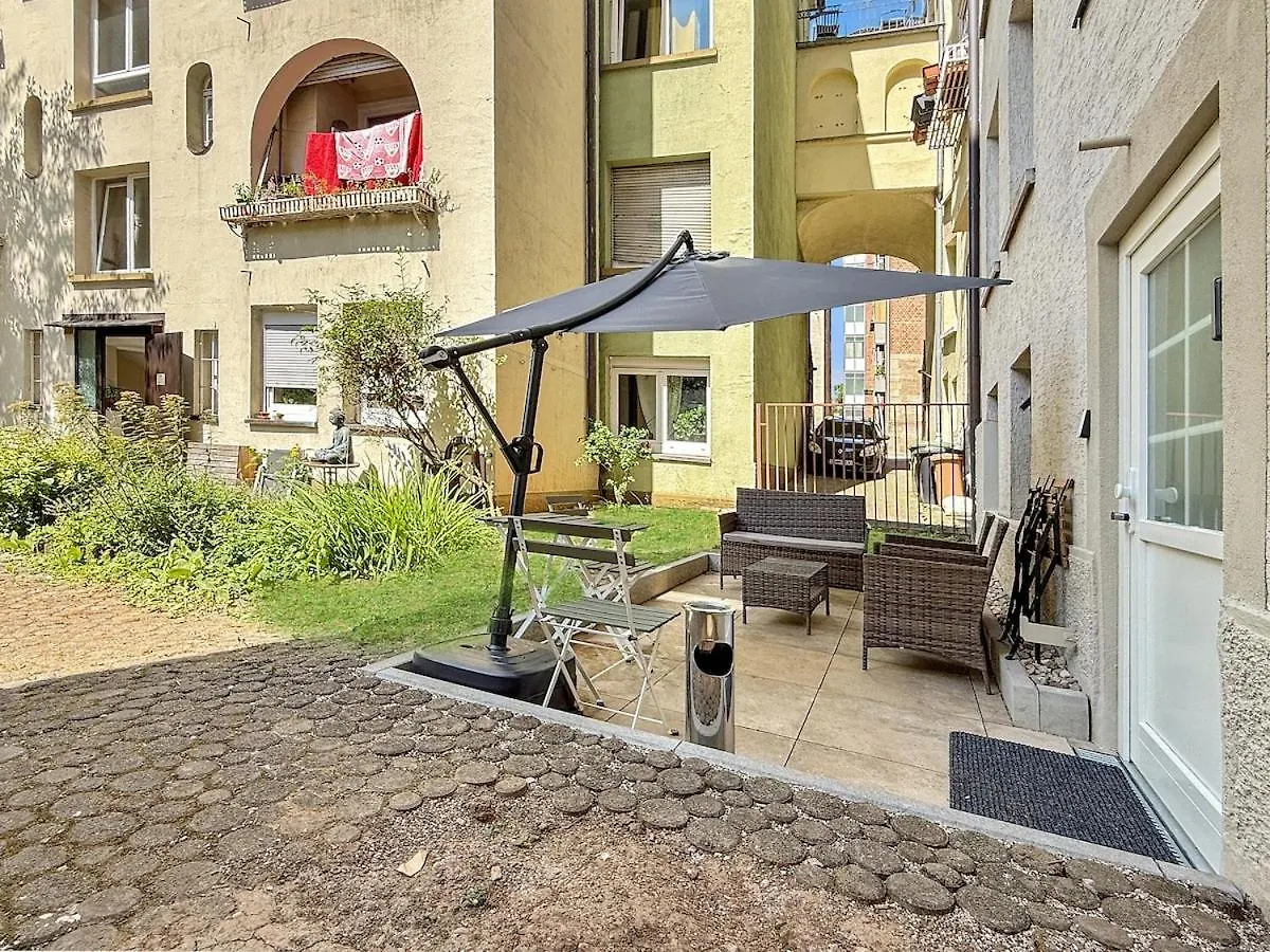 Stuttgart Flat W Patio 4 Ppl Διαμέρισμα 0*,