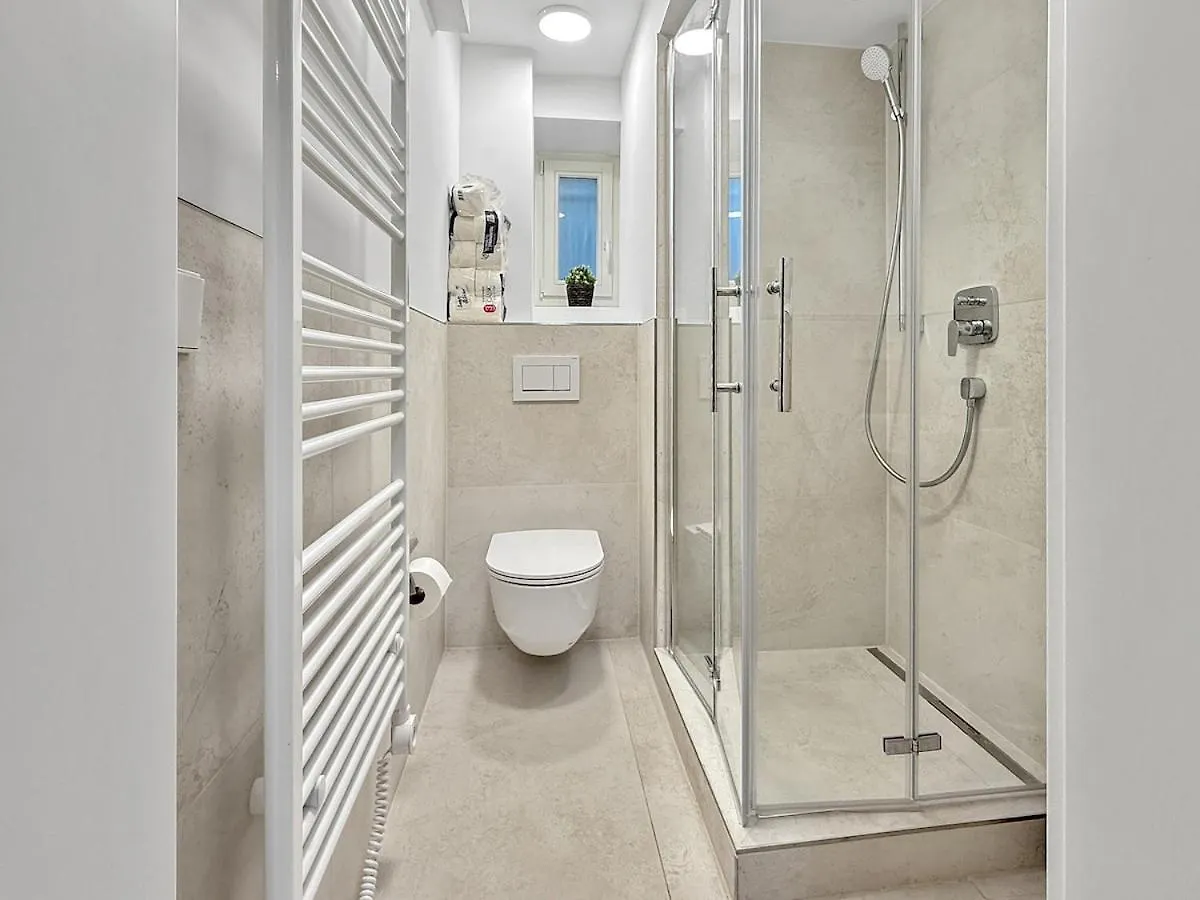 Stuttgart Flat W Patio 4 Ppl Διαμέρισμα